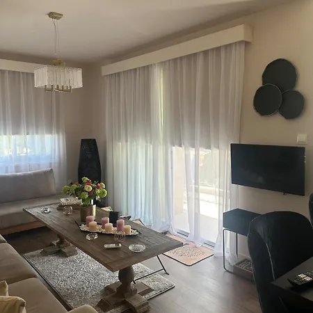 아파트 Golden Nest Lykavitos Stylish Escape